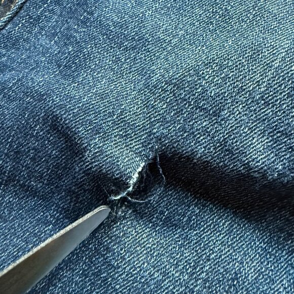 Kuhl Mens 34x32 Blue Indigo Dye Dark Wash Denim Rugged Tapered Leg Rydr Jeans - Picture 12 of 16